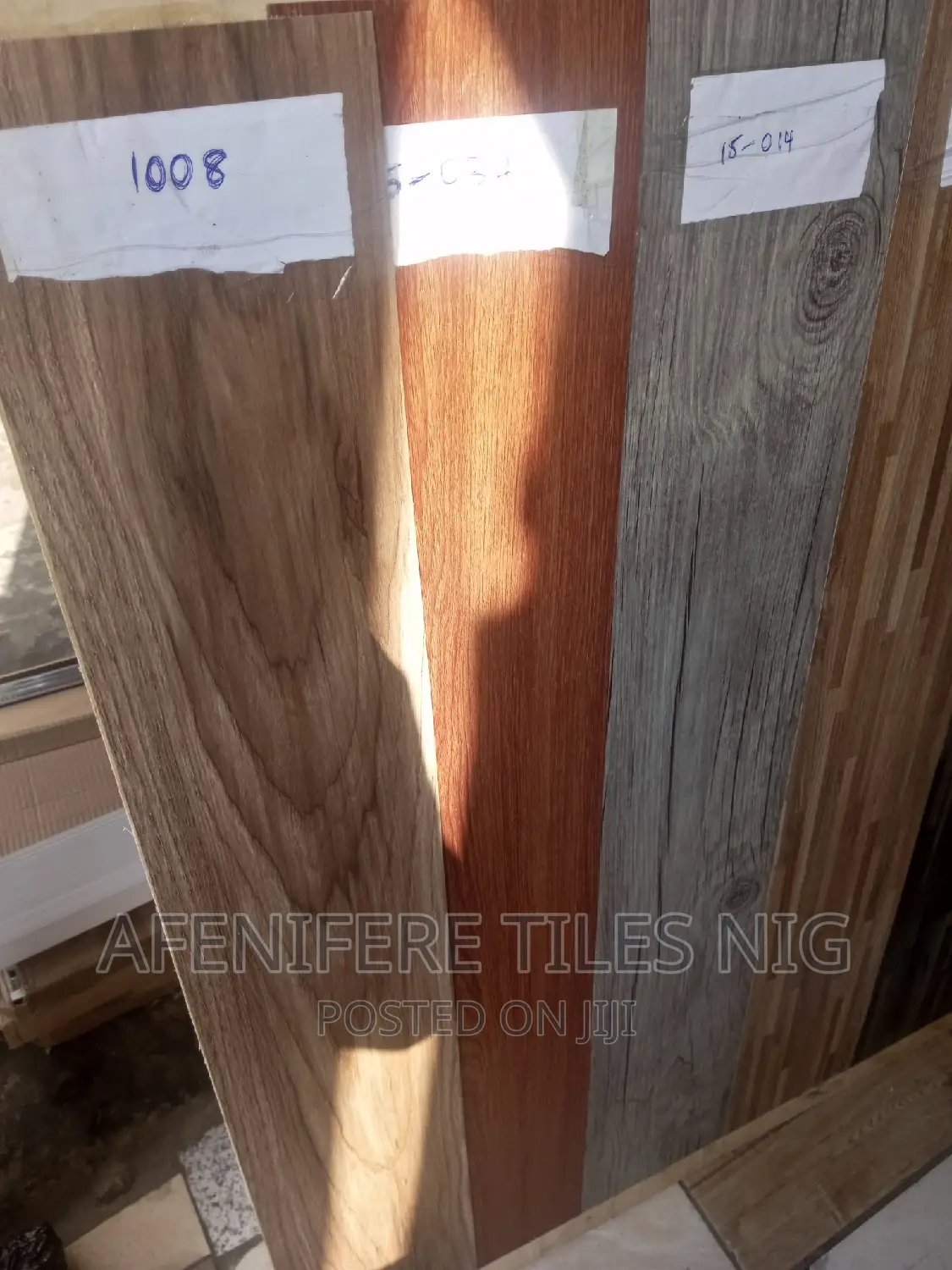 1.2 Mm Thickness Vinyl Rubber Floor Tiles