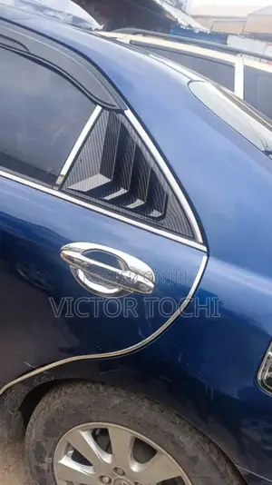 Last Vent Glass Partition Spoiler Camry 2007/11