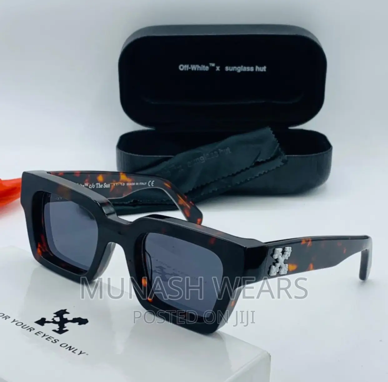 Luxury Offwhite Glasses Collections