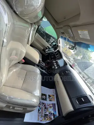 Toyota Sequoia Platinum 4x4 2018 Black