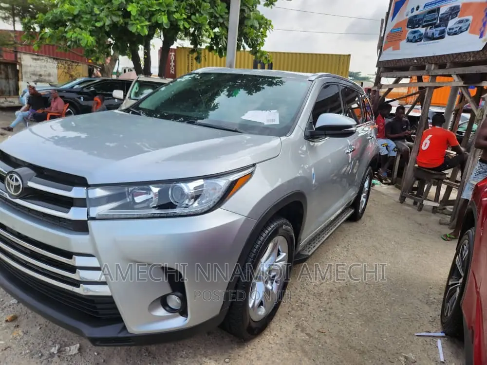 Toyota Highlander 2017 Silver