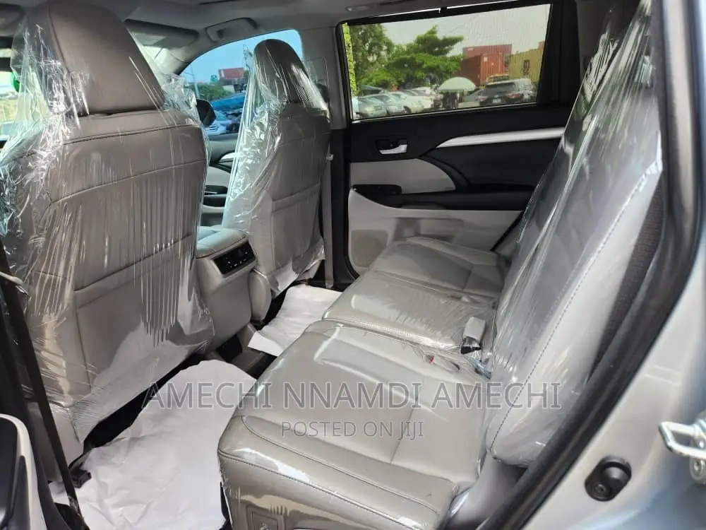 Toyota Highlander 2017 Silver