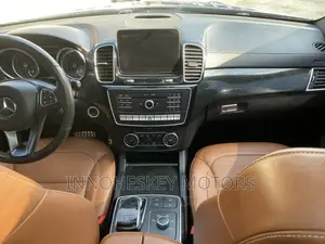 Mercedes-Benz GLE43 2017 Blue