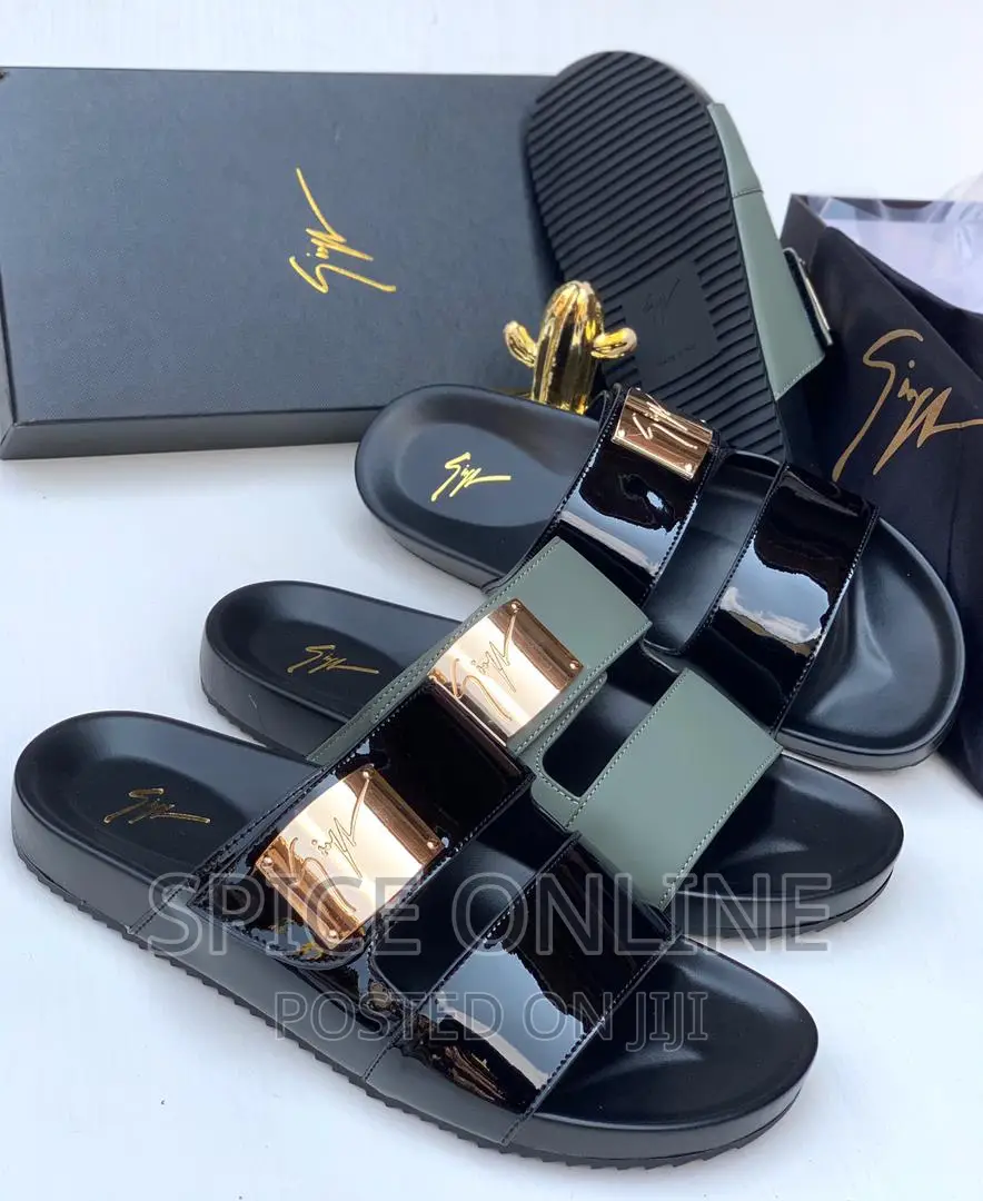 Tm: Giuseppe Zanotti Slippers