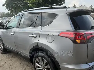 Toyota RAV4 2017 Silver