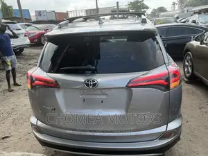 Toyota RAV4 2017 Silver