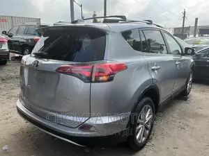 Toyota RAV4 2017 Silver