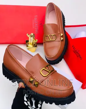 TM: Valentino Shoe