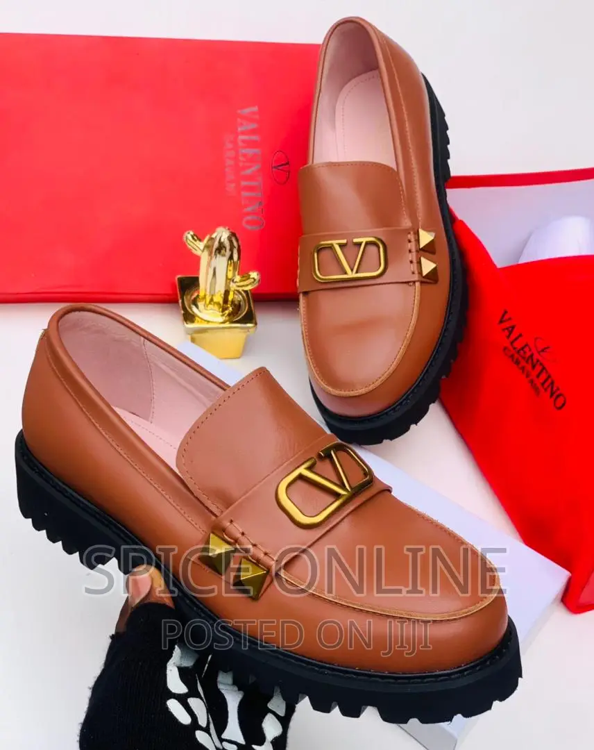TM: Valentino Shoe