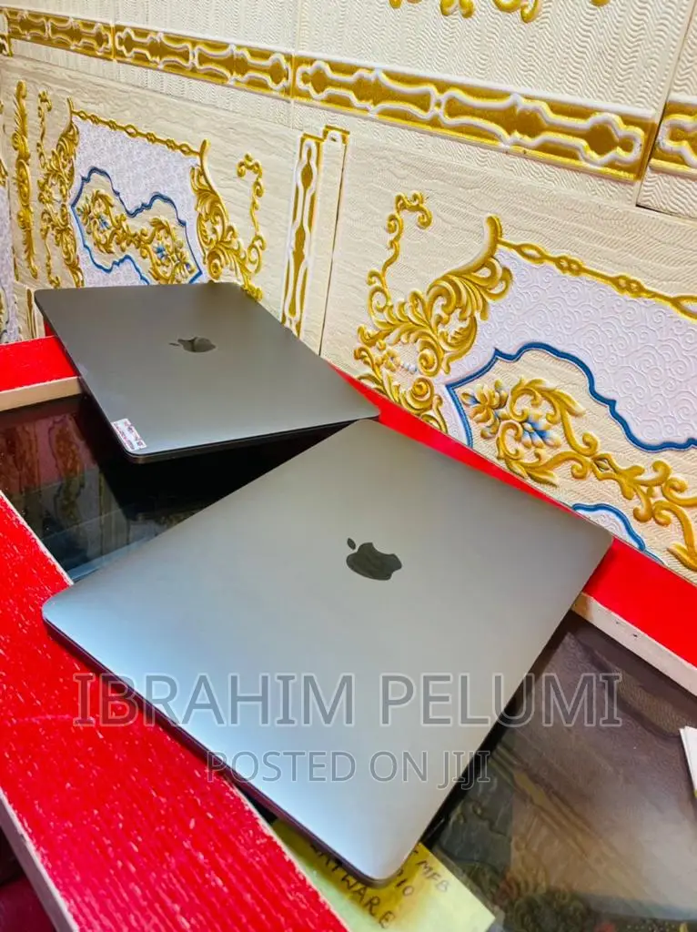 Laptop Apple MacBook Pro 2017 8GB Intel Core I5 SSD 256GB