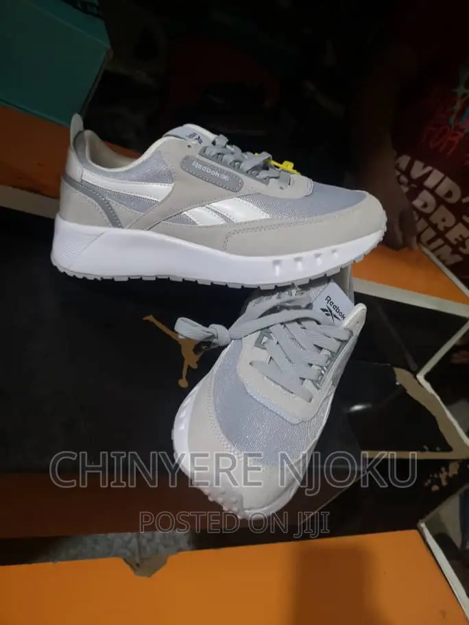Men's Canvas