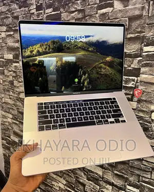 Laptop Apple MacBook Pro 2019 8GB Intel Core I7 SSD 512GB