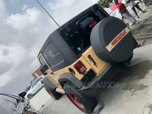 Jeep Wrangler Sport 4x4 2017 Yellow