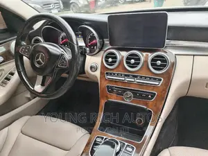 Mercedes-Benz C300 2016 White