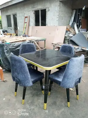 Unique Homes for U a Set of Dinning