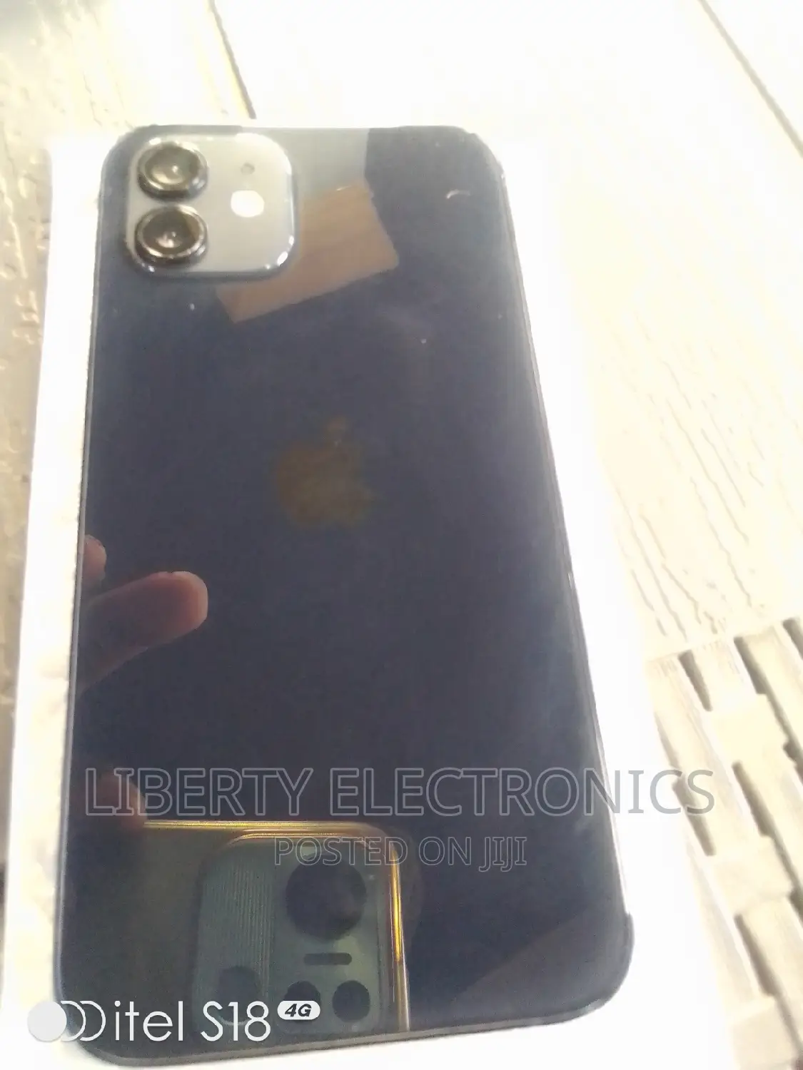 Apple iPhone 12 64 GB Blue