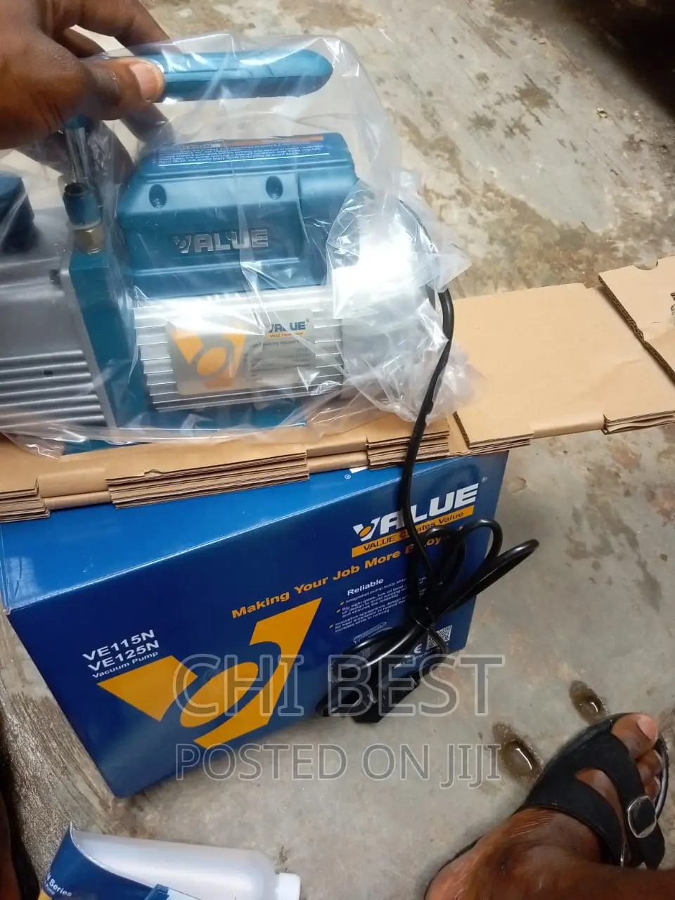 Vacuum Pump 1/4 HP - AC Gas Charging