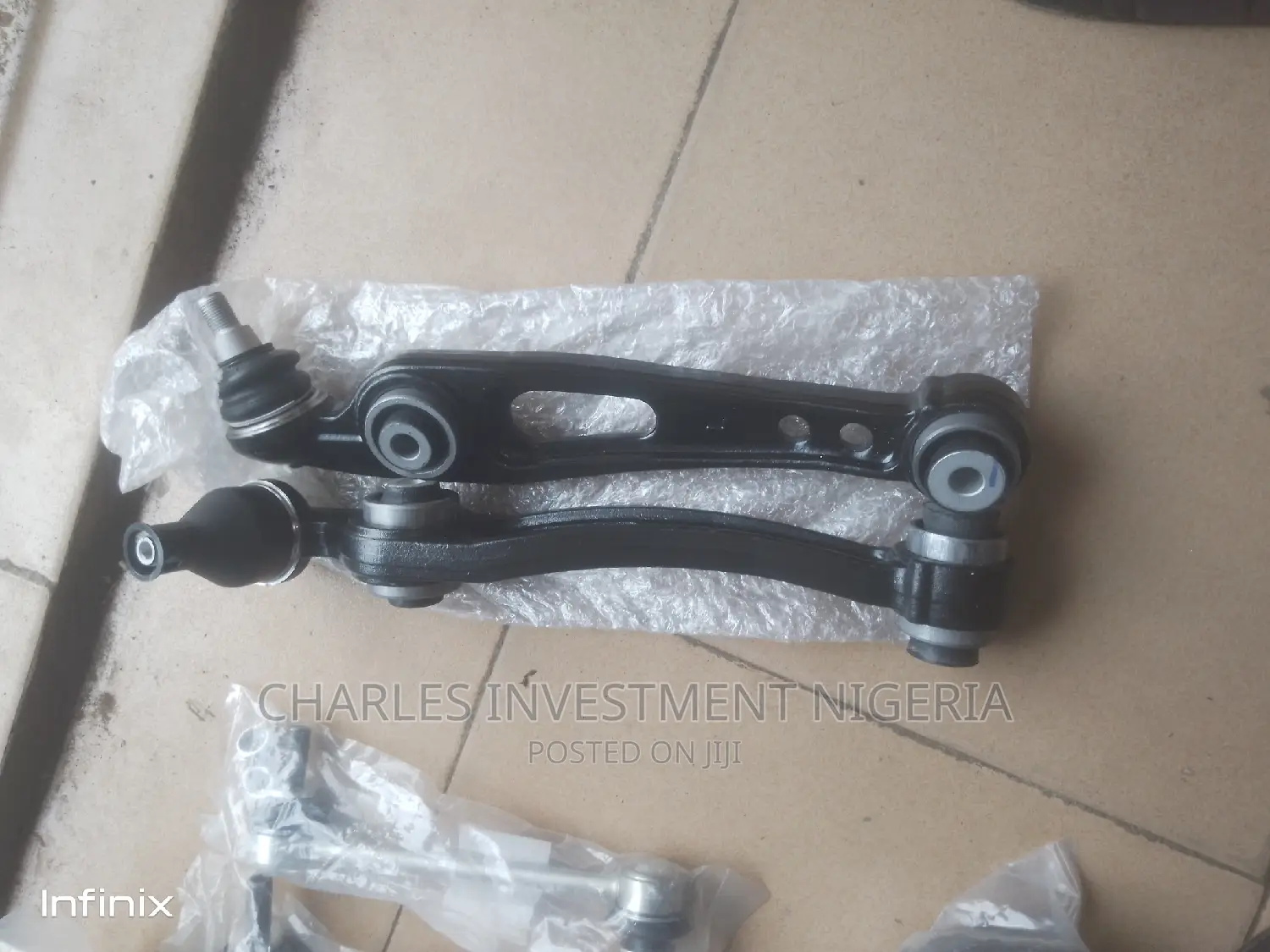 Small Upper Arms Range Rover Sport 2022