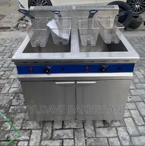 4-Baskets Deep Fryer With Carbinet
