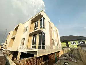3bdrm Apartment in Mende Maryland Ikeja for sale