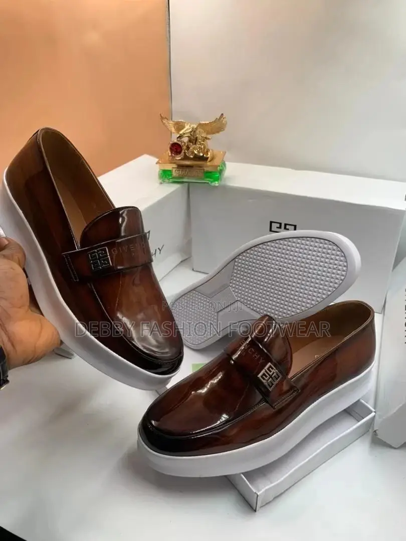 Givenchy Glossy Men Shoe