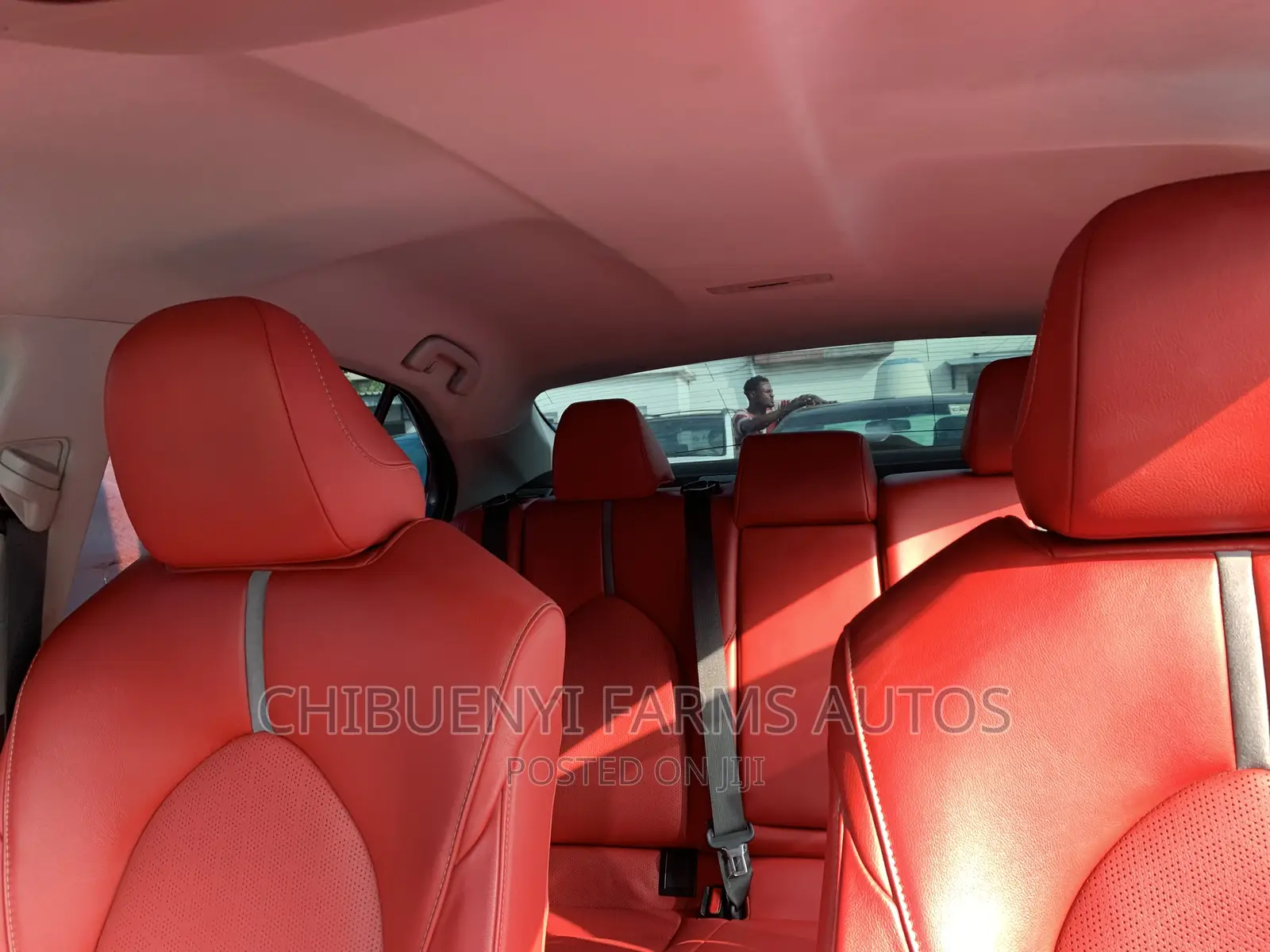Toyota Camry 2018 Silver
