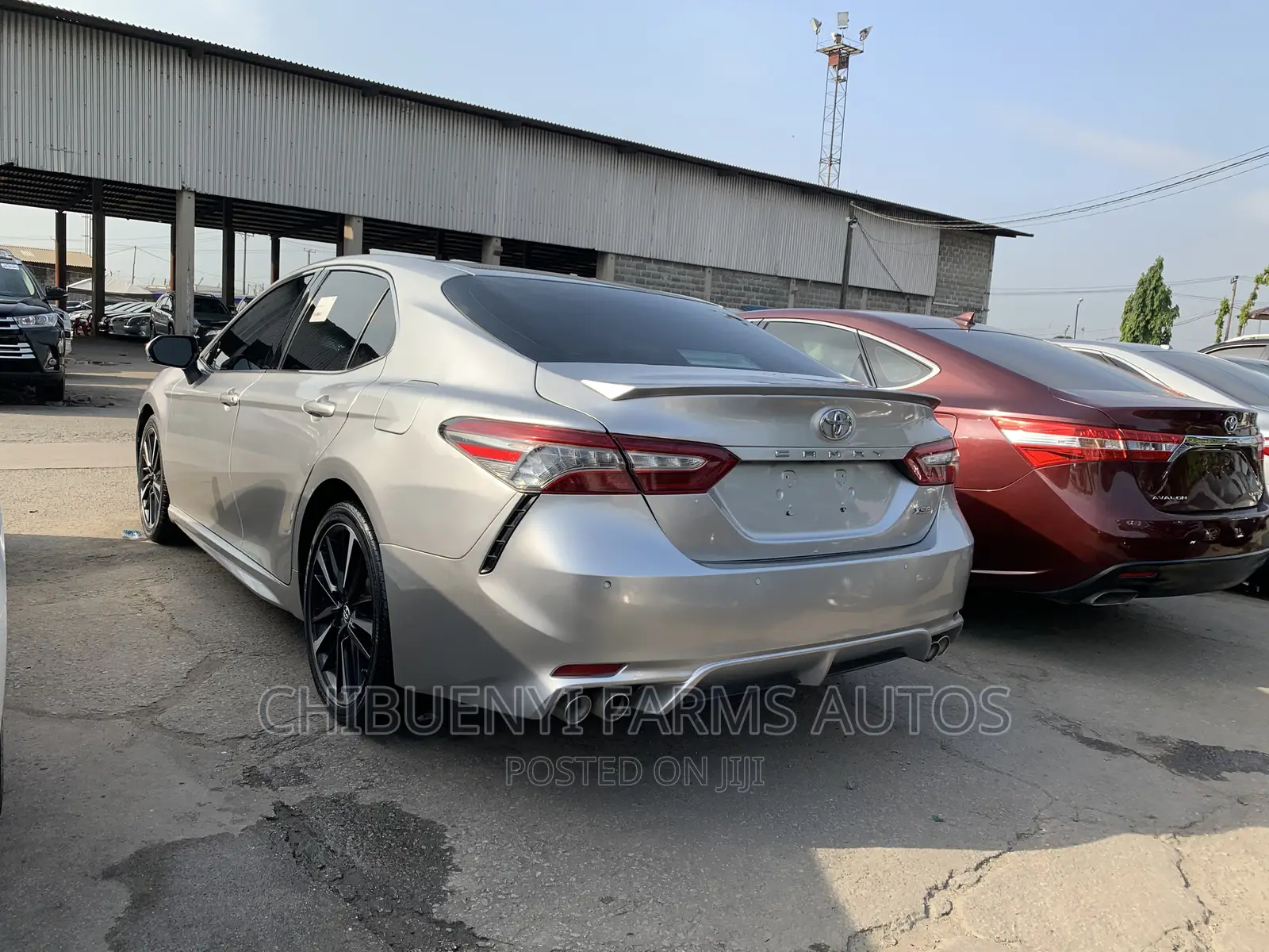Toyota Camry 2018 Silver