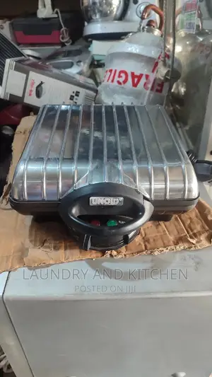 Unold Waffle Maker 4-Square Waffle Maker
