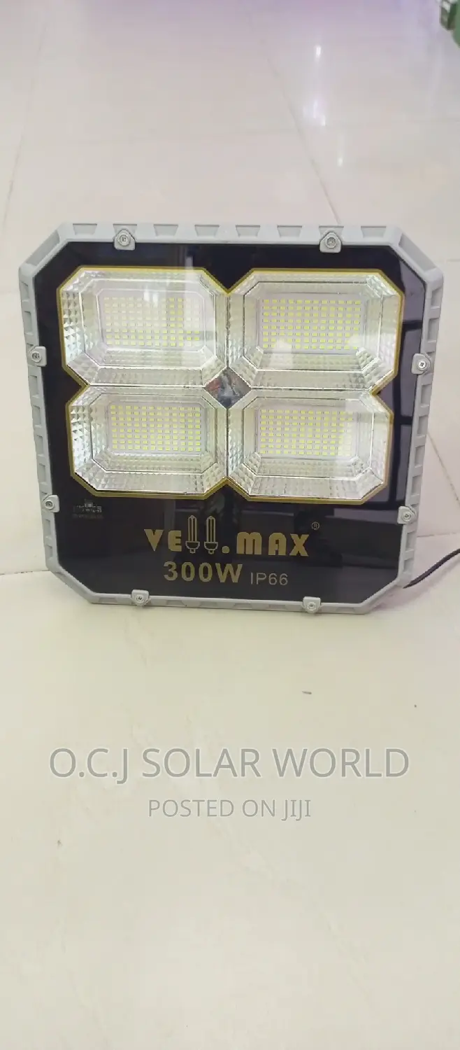 Vellmax Solar Floodlight