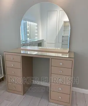 Unique Dressing Table With Mirror