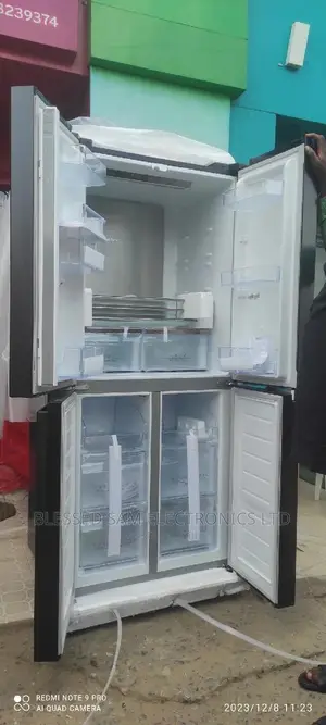 Hisense 432L Side by Side Fridge( 4 Doors) Water Dispenser