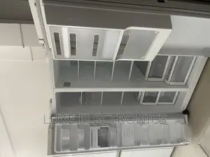 800 Liters LG DIOS Inverter Side By Side Refrigerator
