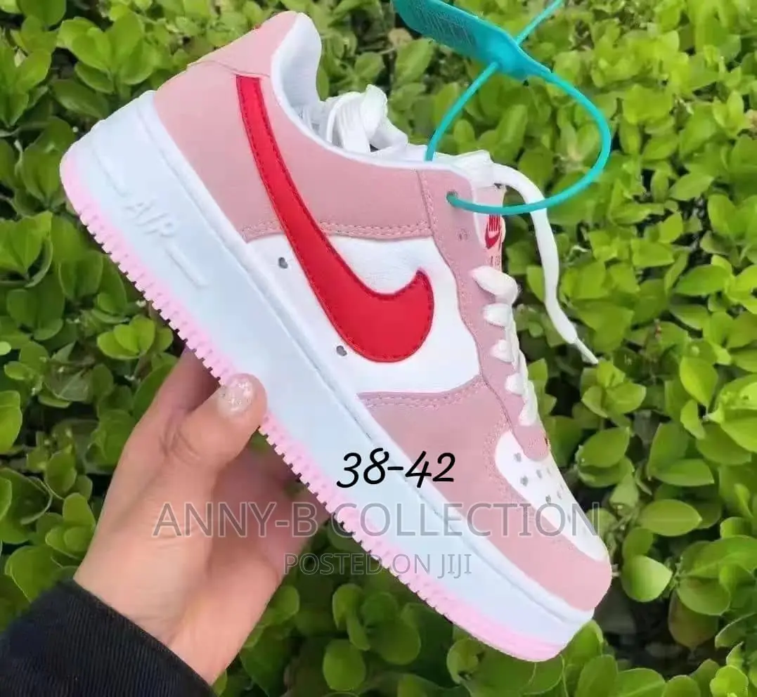 Quality Unisex Nike Sneakers