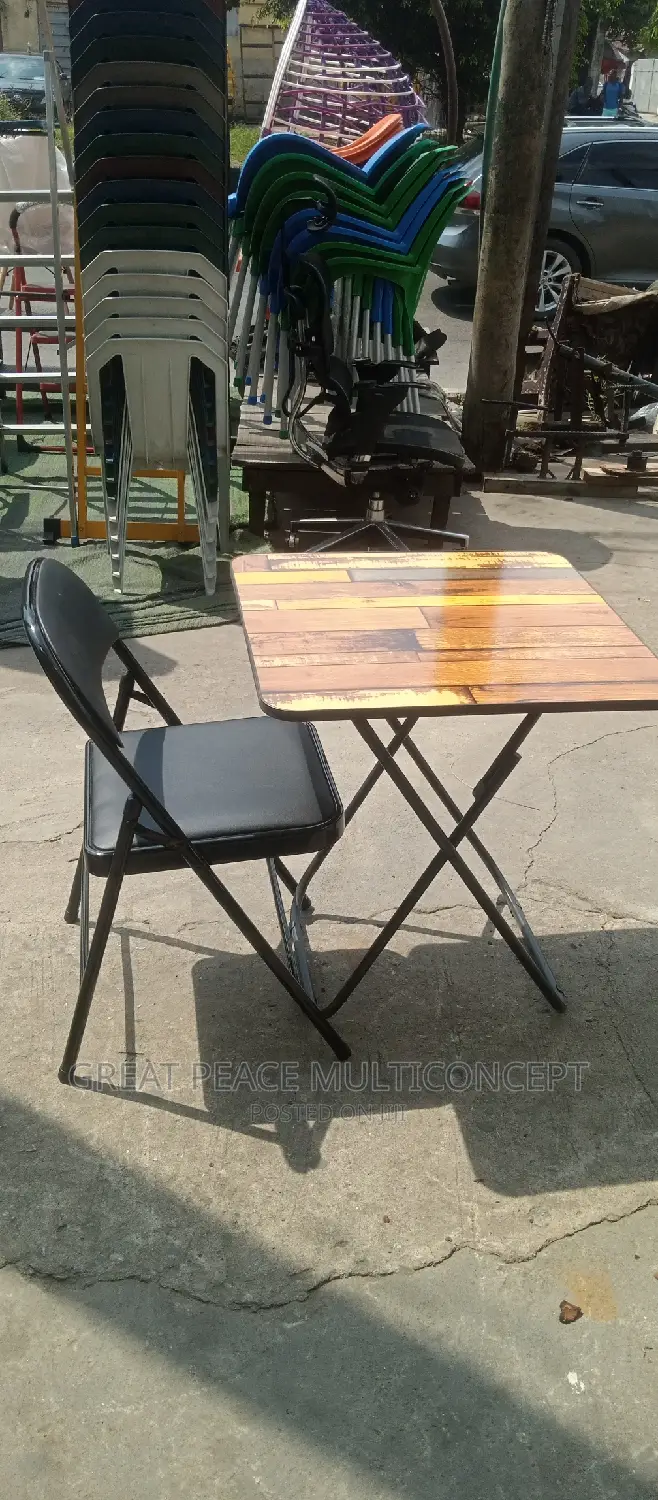 Foldable Chair and Table