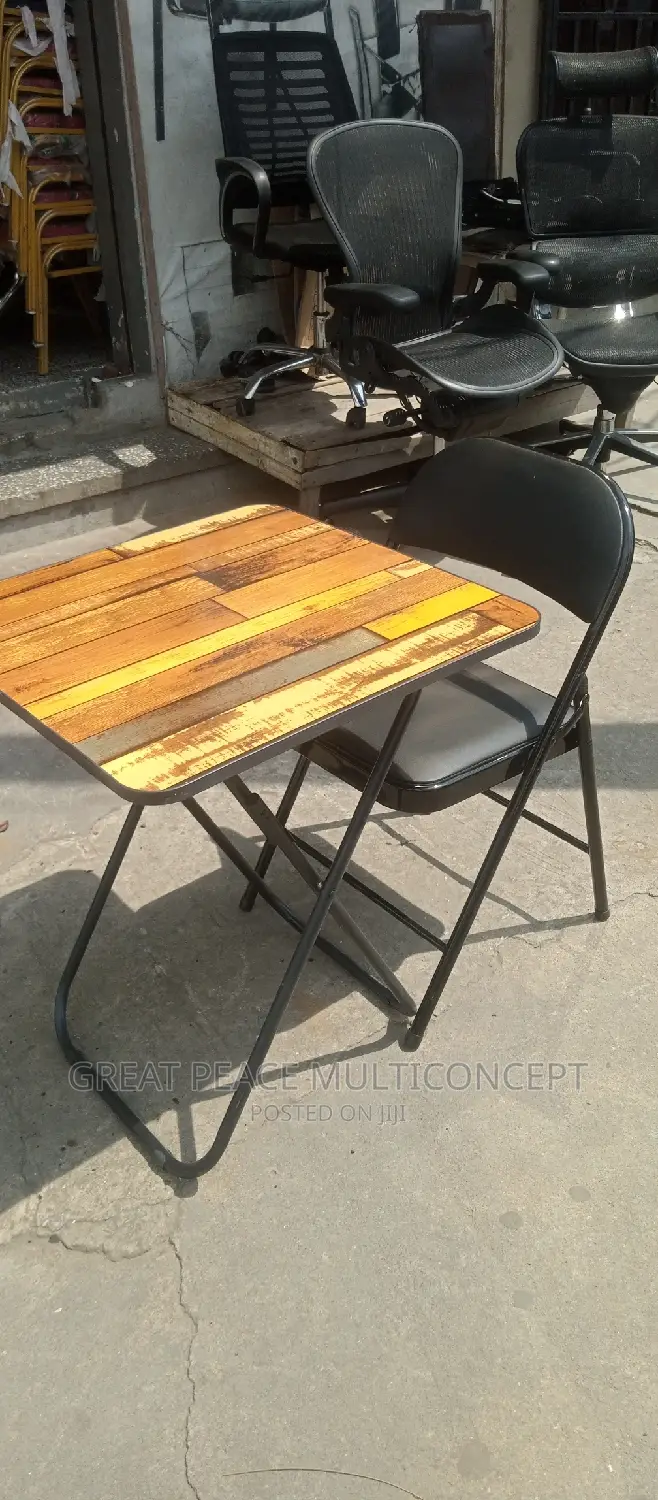 Foldable Chair and Table
