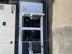Top Class Perkins 100kva Soundproof Generator
