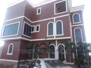 6bdrm Duplex in Main Gusape, Guzape District for sale