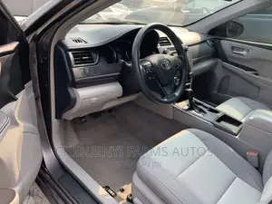 Toyota Camry 2017 Brown