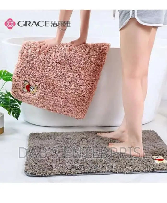 Super Fluffy Mat in Lagos Island (Eko) Home Accessories, Adeola Muheebat Jiji.ng