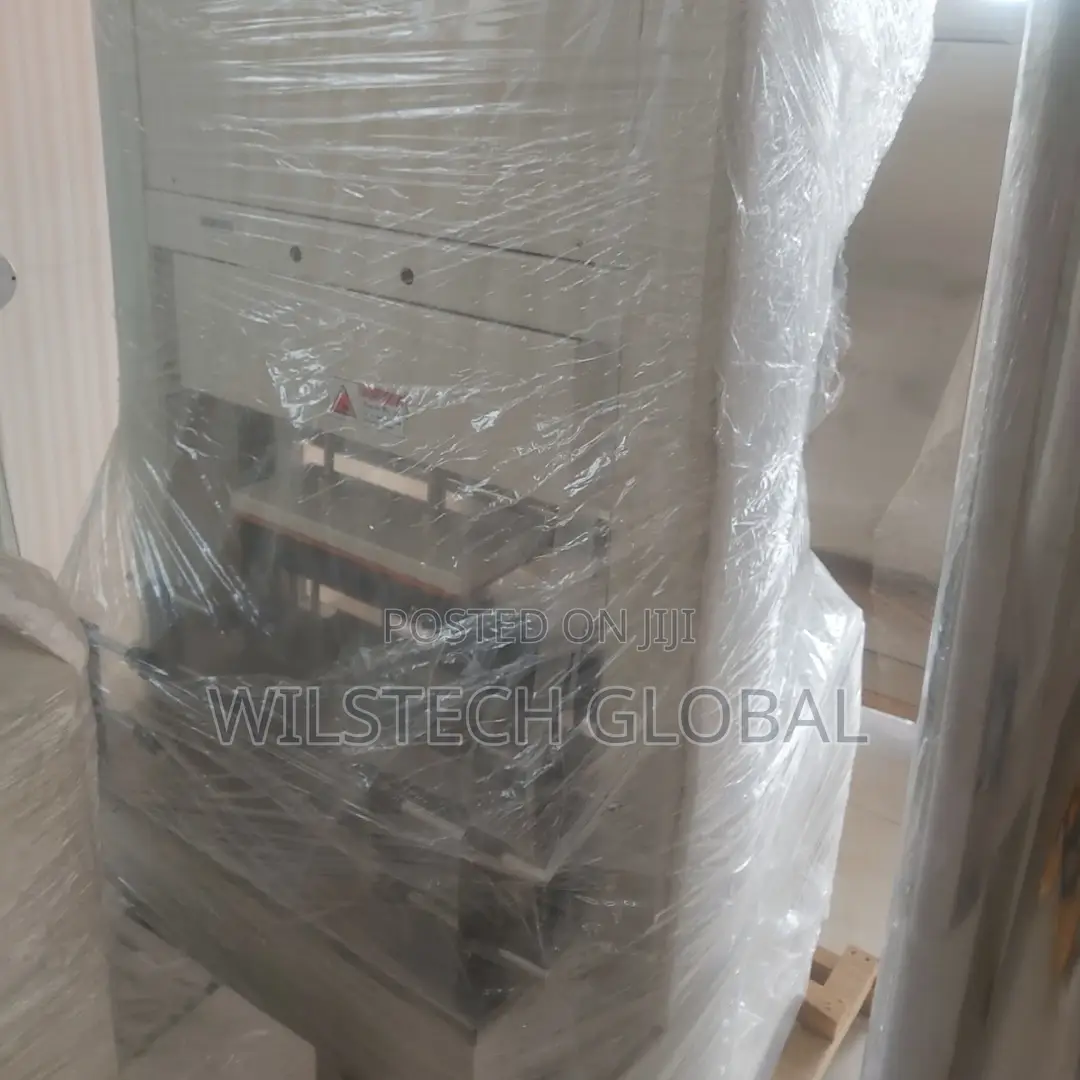 Shrink Packaging Wrapping Machine