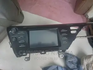 2018-2019 Toyota Camry Radio Receiver W/ Navigation Display