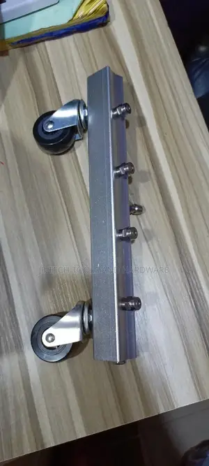 High Pressure Washer With 4 Nozzle Car Underneath Washer