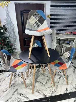 Italian Unique Restaurant 4 Chairs With Table