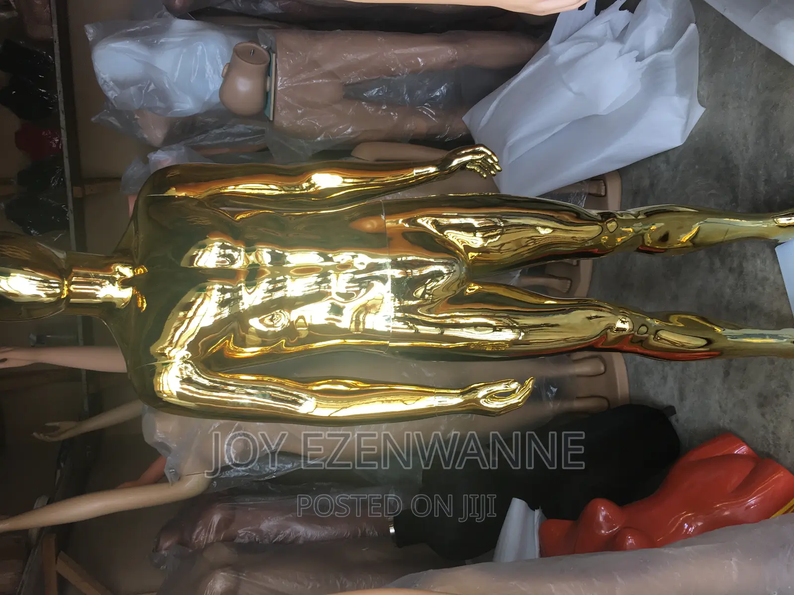 Gold Mannequin