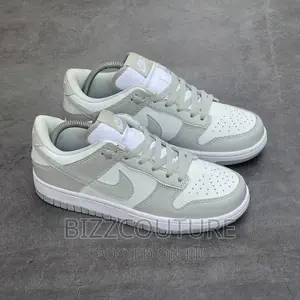 Original Nike Sb Dunk Low Sneakers Available in Store