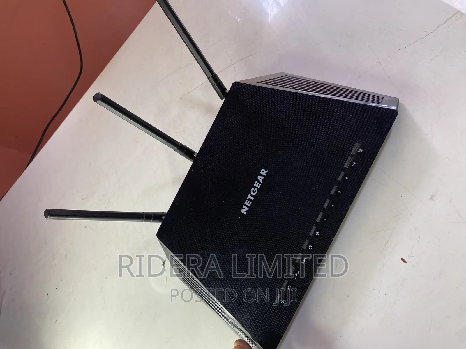 NETGEAR AC1750 Smart Wifi Router Model: R6400