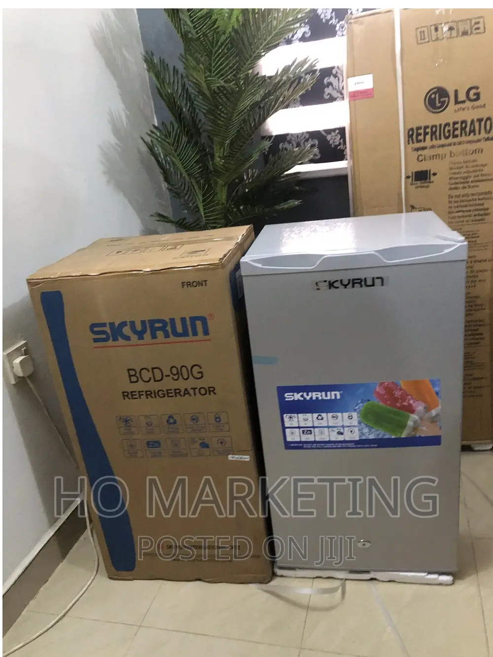 Best Freeze Skyrun Refrigerator 90l