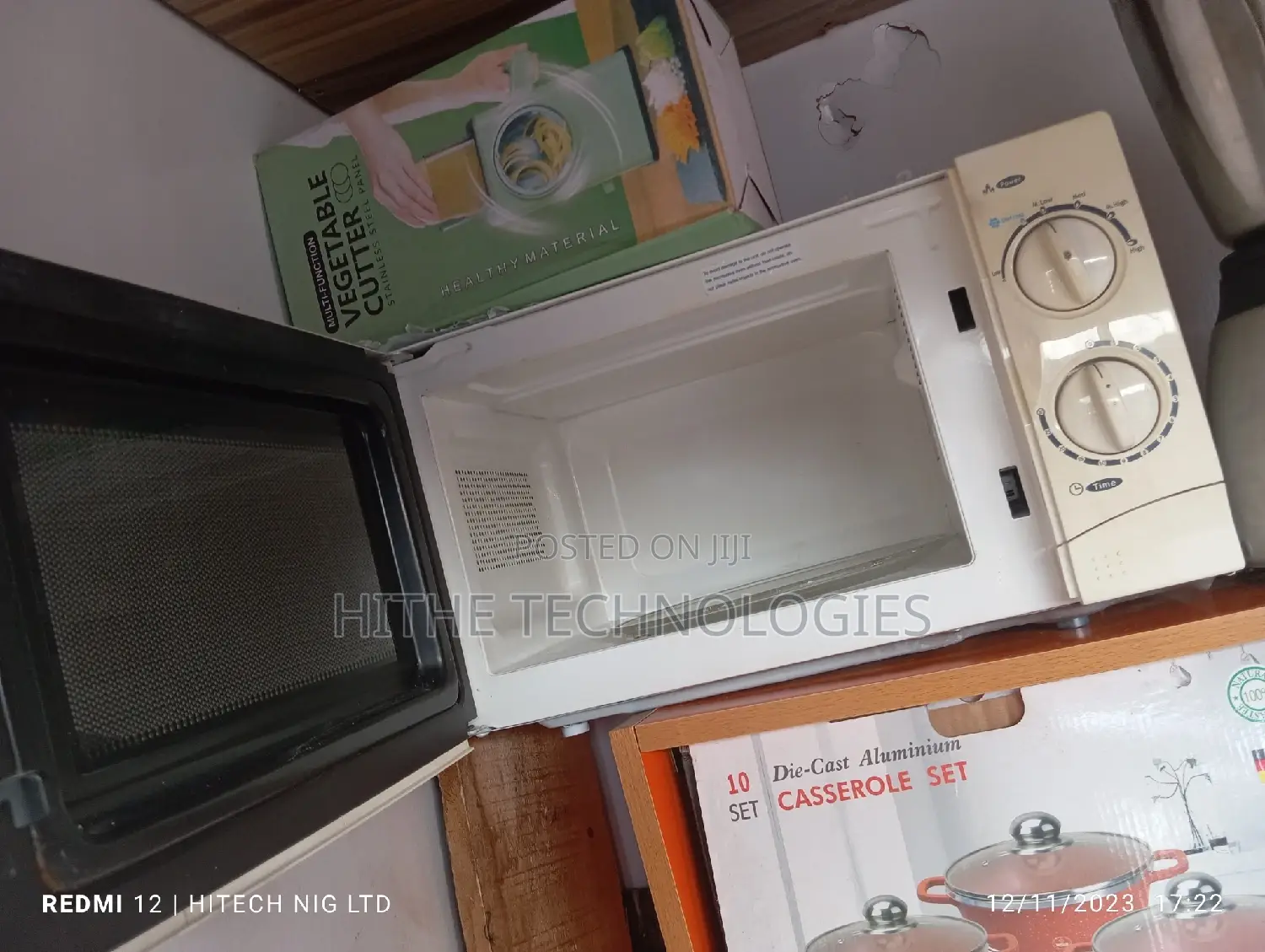 Foreign Used Neat Microwave