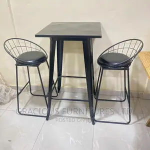 Restaurant Dining by 2