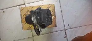 Pump Assy Air .Lexus ,Prado,Hilux,Forthuner